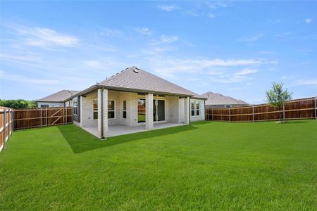 New construction Single-Family house 1871 Silver Birch Road, Waxahachie, TX 75165 Woodford 2F- photo 27 27