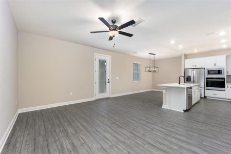 New construction Single-Family house 7749 Somersworth Drive, Kissimmee, FL 34747 - photo 4 4