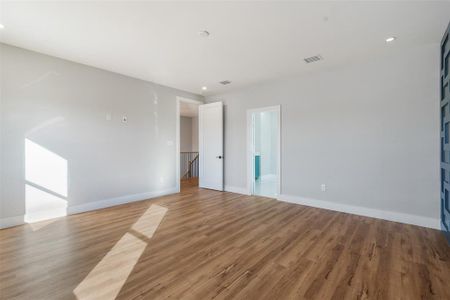 New construction Single-Family house 1221 E Broadway Avenue, Fort Worth, TX 76104 - photo 24 24