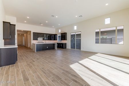 New construction Single-Family house 21361 W Meadowbrook Avenue, Buckeye, AZ 85396 - photo 7 7