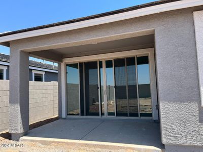 New construction Single-Family house 7679 W Saddlehorn Road, Peoria, AZ 85383 - photo 13 13