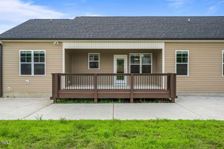 New construction Single-Family house 54 Cherrybirch Lane, Zebulon, NC 27597 - photo 24 24