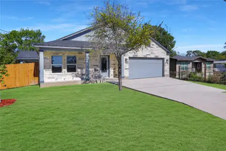 New construction Single-Family house 12907 Middle Ln, San Antonio, TX 78217 - photo 0