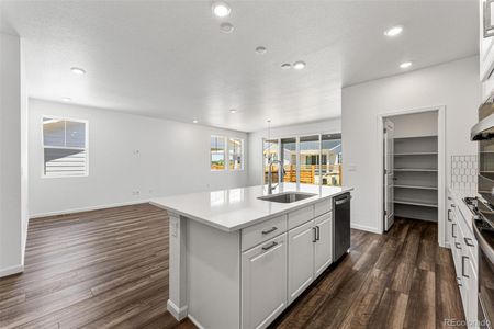 New construction Single-Family house 3538 N Duquesne Court, Aurora, CO 80019 Sand Dune - With Opt. Basement- photo 12 12