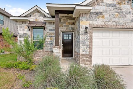 New construction Single-Family house 20924 Carries Ranch Rd, Pflugerville, TX 78660 - photo 1 1