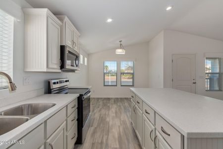 New construction Manufactured Home house 393 W Lincoln Avenue, Coolidge, AZ 85128 - photo 14 14