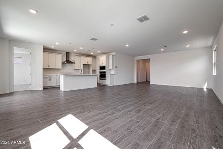 New construction Single-Family house 34365 N Ebony Road, San Tan Valley, AZ 85144 - photo 9 9