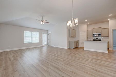 New construction Single-Family house 4356 Sutherland Street, Spring Hill, FL 34609 1635- photo 4 4