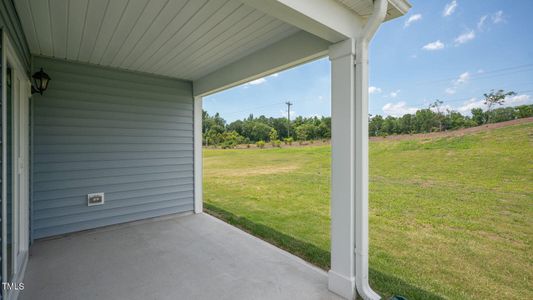 New construction Single-Family house 110 Garden Row Lane, Clayton, NC 27520 Cali - photo 41 41