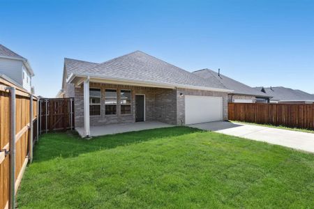 New construction Single-Family house 2221 Glacier Drive, Waxahachie, TX 75165 - photo 29 29