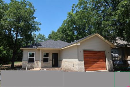 New construction Single-Family house 605 Potter Street, Gainesville, TX 76240 - photo 1 1