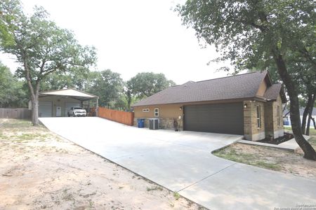 New construction Single-Family house 306 Cibolo Way, La Vernia, TX 78121 - photo 39 39