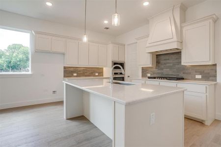 New construction Single-Family house 145 Paxton Circle, Arlington, TX 76013 Lockhart- photo 12 12