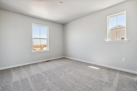 New construction Single-Family house 3262 N Highlands Creek Parkway, Aurora, CO 80019 - photo 29 29