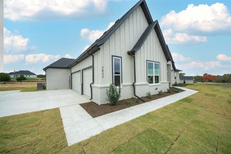 New construction Single-Family house 3025 Greg Allen, Weatherford, TX 76088 - photo 37 37