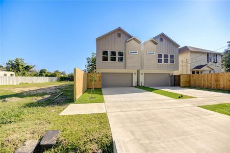 New construction Single-Family house 4706A Rawley, Houston, TX 77020 - photo 1 1