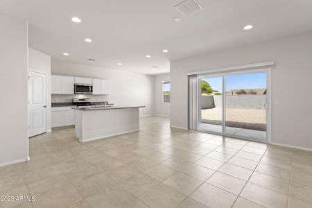 New construction Single-Family house 17900 N Salerno Drive, Maricopa, AZ 85138 - photo 6 6