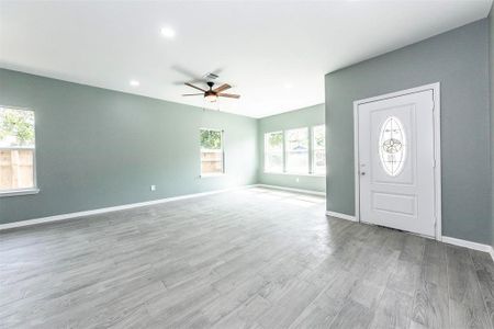 New construction Single-Family house 1510 Pleasantville Dr Drive, Houston, TX 77029 - photo 3 3