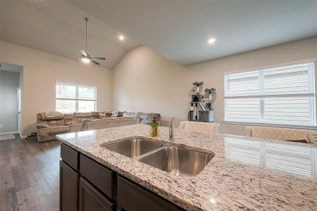 New construction Single-Family house 1317 Mount Bassie Trail, Conroe, TX 77301 - photo 16 16