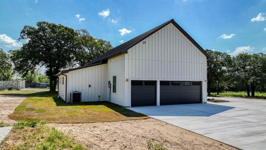 New construction Single-Family house 100 Sedona Creek Court, Poolville, TX 76487 - photo 38 38