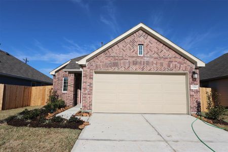 New construction Single-Family house 1206 Filly Creek Drive, Alvin, TX 77511 Boxwood- photo 0