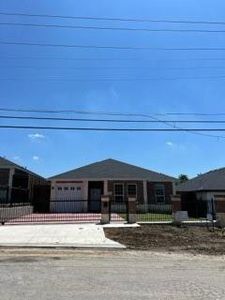 New construction Single-Family house 408 N Bagley, Dallas, TX 75211 - photo 0 0