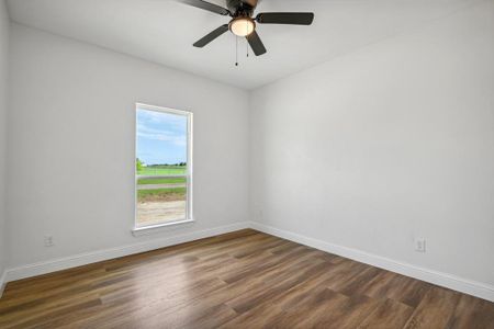New construction Single-Family house 1020 County Road 4108, Greenville, TX 75401 - photo 30 30