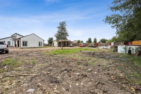 New construction Single-Family house 287 La Fortuna Dr, Del Valle, TX 78617 - photo 36 36