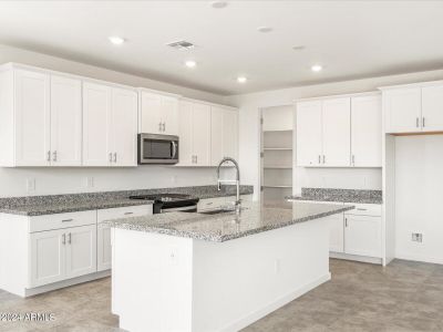 New construction Single-Family house 35345 W Marin Avenue, Maricopa, AZ 85138 Avery- photo 3 3