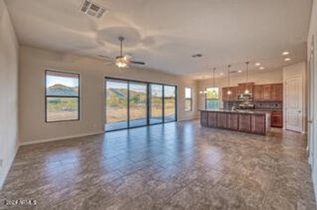New construction Single-Family house 27518 N 255Th Drive, Wittmann, AZ 85361 - photo 15 15