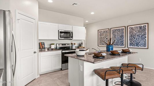 New construction Single-Family house 1150 W Chimes Tower Drive, Casa Grande, AZ 85122 - photo