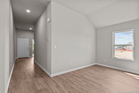 New construction Single-Family house 8410 Smithers Avenue, San Antonio, TX 78252 Eastland- photo 20 20