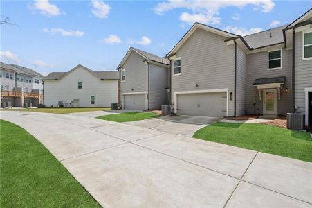 New construction Townhouse house 4240 Tifton Lane, Sugar Hill, GA 30518 - photo 29 29