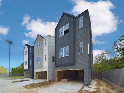 New construction Single-Family house 2206 Springwood Vista Lane, Houston, TX 77055 - photo 1 1