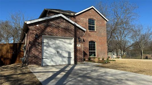 New construction Single-Family house 908 W 11Th Street, Bonham, TX 75418 - photo 1 1