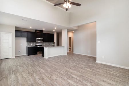 New construction Townhouse house 3060 Solona Circle, Denton, TX 76207 Denton- photo 3 3