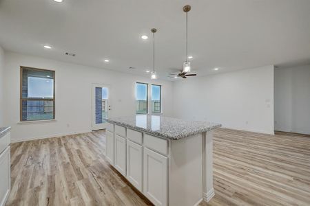 New construction Single-Family house 2425 Table Rock Drive, Texas City, TX 77568 Copperwood J- photo 19 19