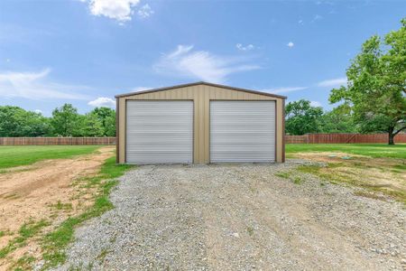 New construction Single-Family house 150 Bobby Sam Court, Collinsville, TX 76233 - photo 37 37