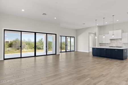 New construction Single-Family house 13910 E Dyer Road, Scottsdale, AZ 85262 - photo 5 5