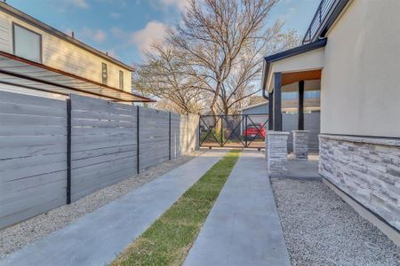 New construction Condo/Apt house 408 W 34Th St, Unit 2, Austin, TX 78705 - photo 35 35