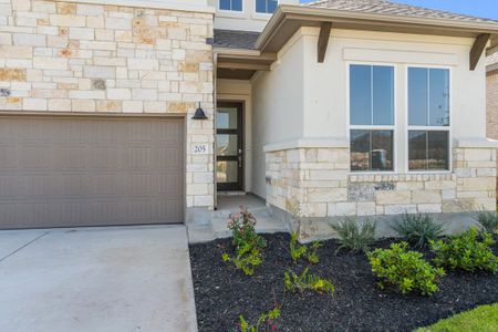 New construction Single-Family house 205 Lariat Loop, Liberty Hill, TX 78642 Hawthorn- photo 29 29