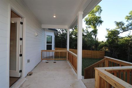 New construction Single-Family house 118 Apple Blossom Ln, Georgetown, TX 78628 Hamilton II- photo 12 12