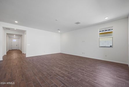 New construction Single-Family house 4268 W Sebastian Lane, San Tan Valley, AZ 85144 - photo 6 6