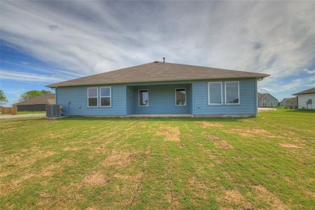 New construction Single-Family house 135 Konrad Creek Cv, Lockhart, TX 78644 The Dean- photo 23 23