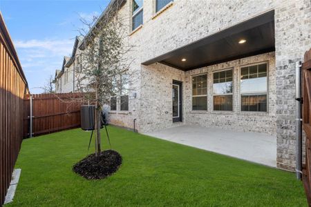 New construction Townhouse house 519 Sandiford Court, Mansfield, TX 76063 Athens- photo 27 27