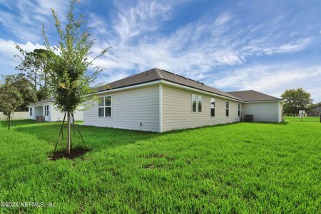 New construction Single-Family house 10944 Helmsdale Lane, Jacksonville, FL 32221 Hilton- photo 13 13