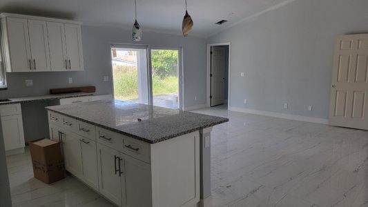 New construction Single-Family house 414 Willows Avenue, Port Saint Lucie, FL 34952 - photo 5 5