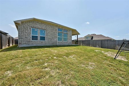 New construction Single-Family house 380 Cherrystone Loop, Buda, TX 78610 - photo 27 27