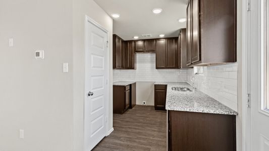 New construction Single-Family house 2459 Applewhite Meadows, San Antonio, TX 78224 - photo 6 6