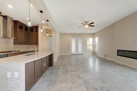 New construction Single-Family house 912 Indian Hawthornee Dr, Unit G, Georgetown, TX 78628 - photo 6 6